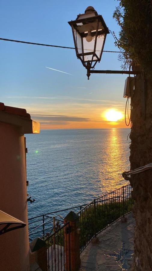 Ferienwohnung Ca Dei Poi - Loft Il Timone Riomaggiore Exterior foto